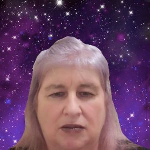 Meet your Posher, Connie